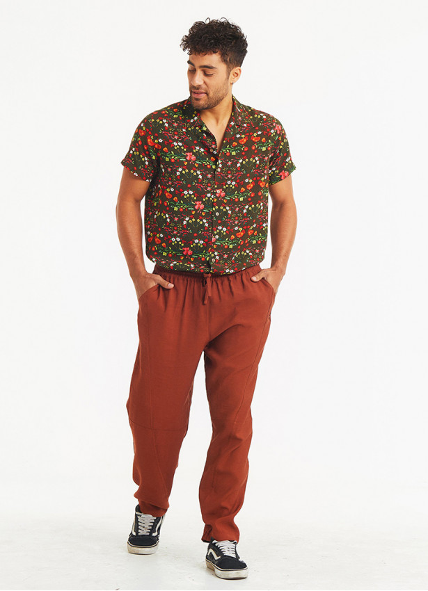 Comfortable Cut Brown Mens Trousers With Elastic Waist