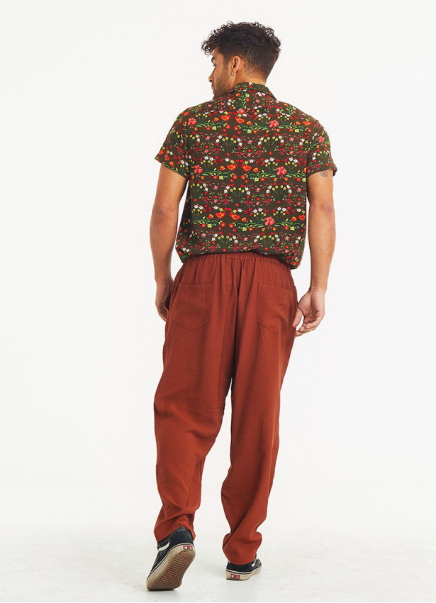 Comfortable Cut Brown Mens Trousers With Elastic Waist