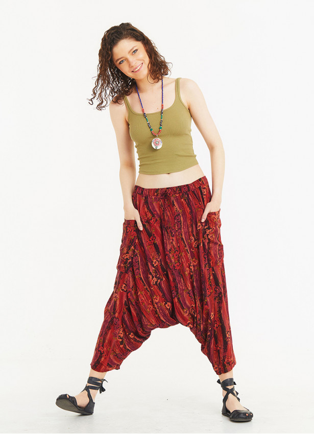 Red Patterned Elastic Waist Capri Harem Pants