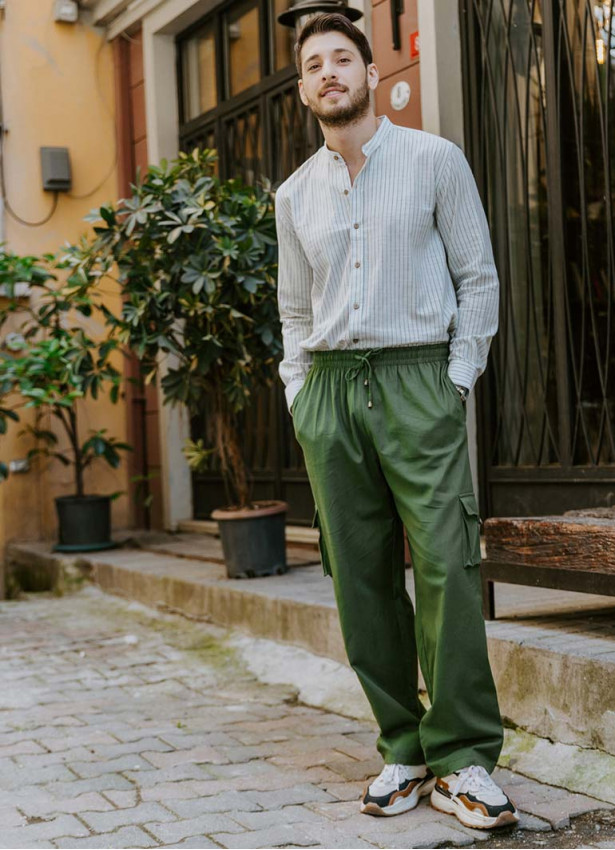 Comfortable Cut Khaki Mens Pants with Elastic Waist