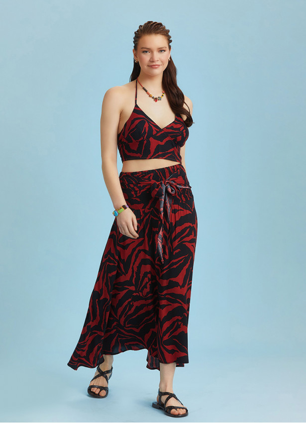 Shabby Red Patterned Asymmetric Skirt