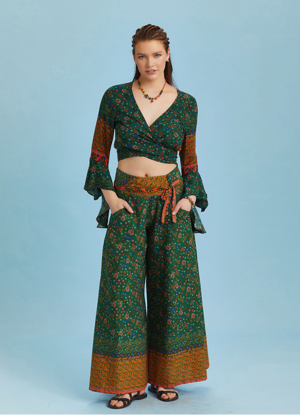 Buttoned Banded Waist Low Rise Floral Print Culottes