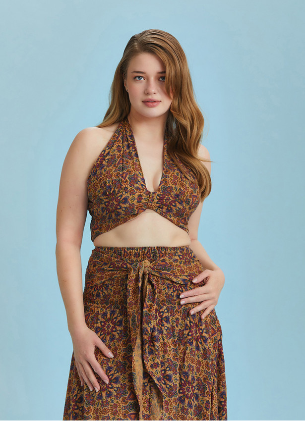 Boho Chic Shirred Back Tie Neck Halter Paterned Crop Plus Size Top