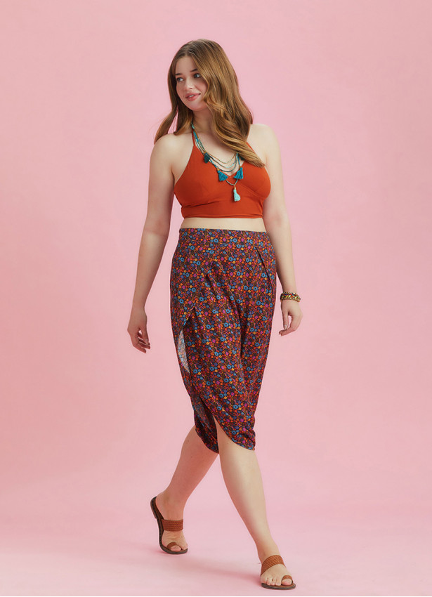 Floral Print Elastic Waist Capri Plus Size Pants