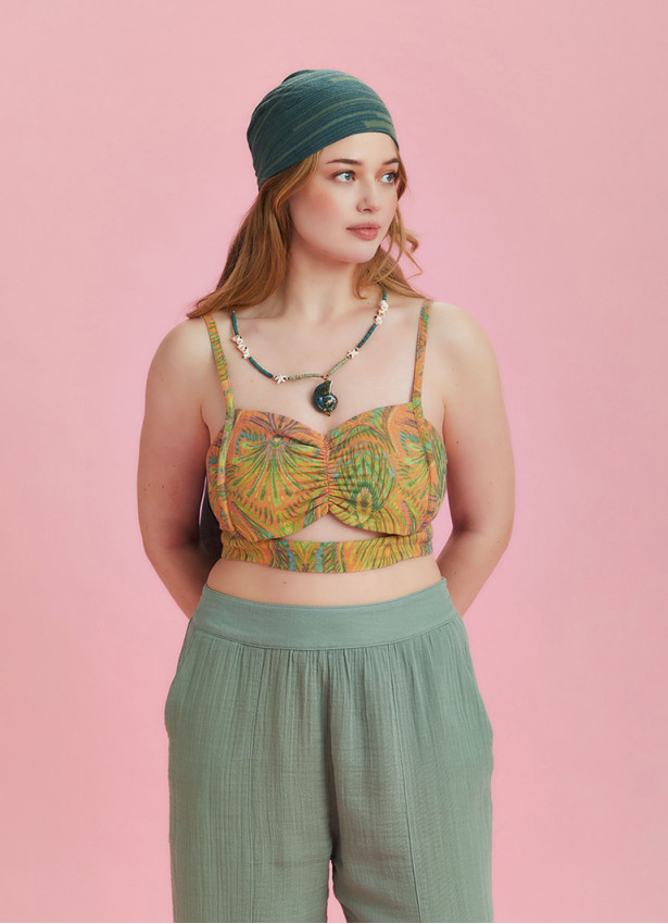 Cut Out Front Detail Cotton Print Plus Size Top