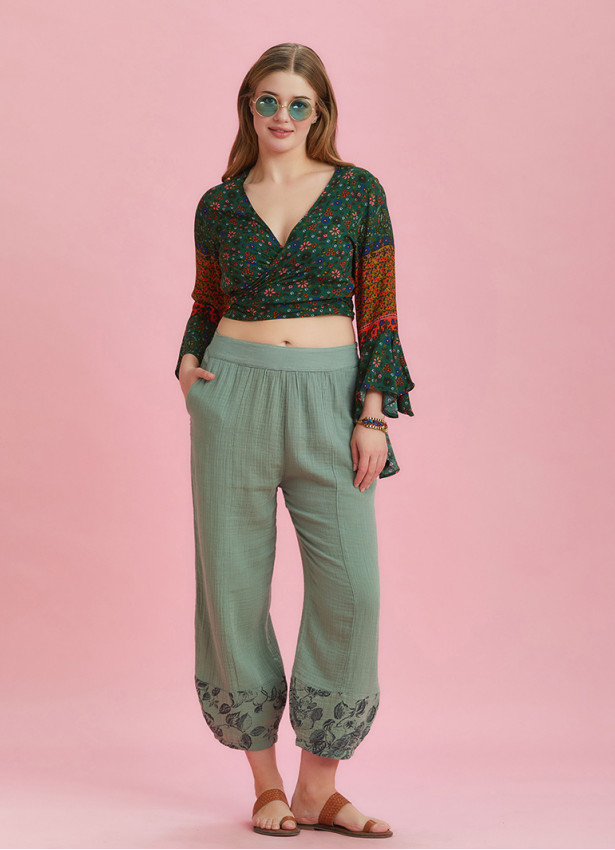 Flowers Gypsy Style Bell Sleeve Crop Plus Size Top