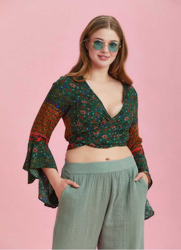 Flowers Gypsy Style Bell Sleeve Crop Plus Size Top