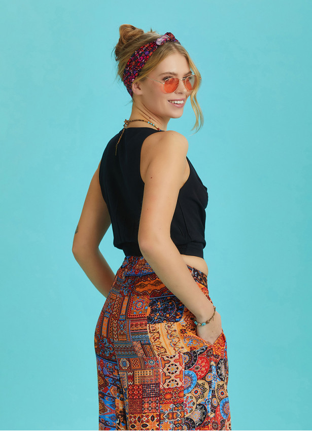 Elastic Hem Sleeveless Black Cowl Neck Crop Top