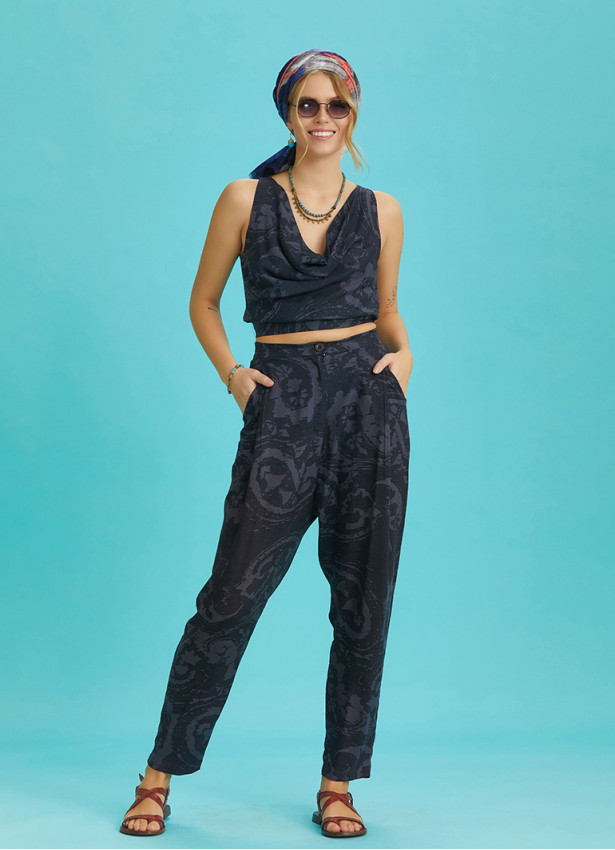 Elastic Hem Sleeveless Gray Cowl Neck Crop Top